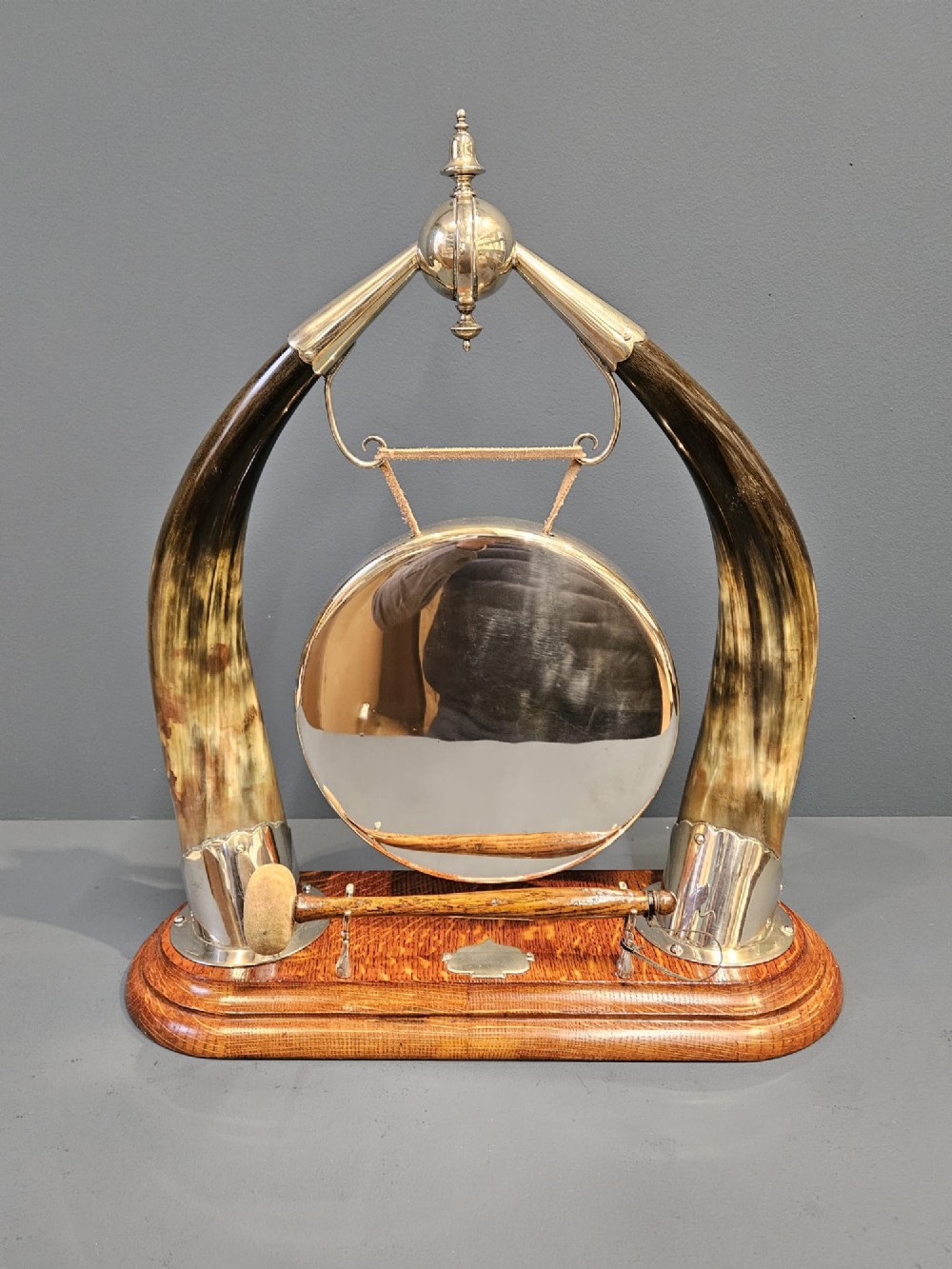 Mid Victorian Highland Cattle Horn Dinner Gong