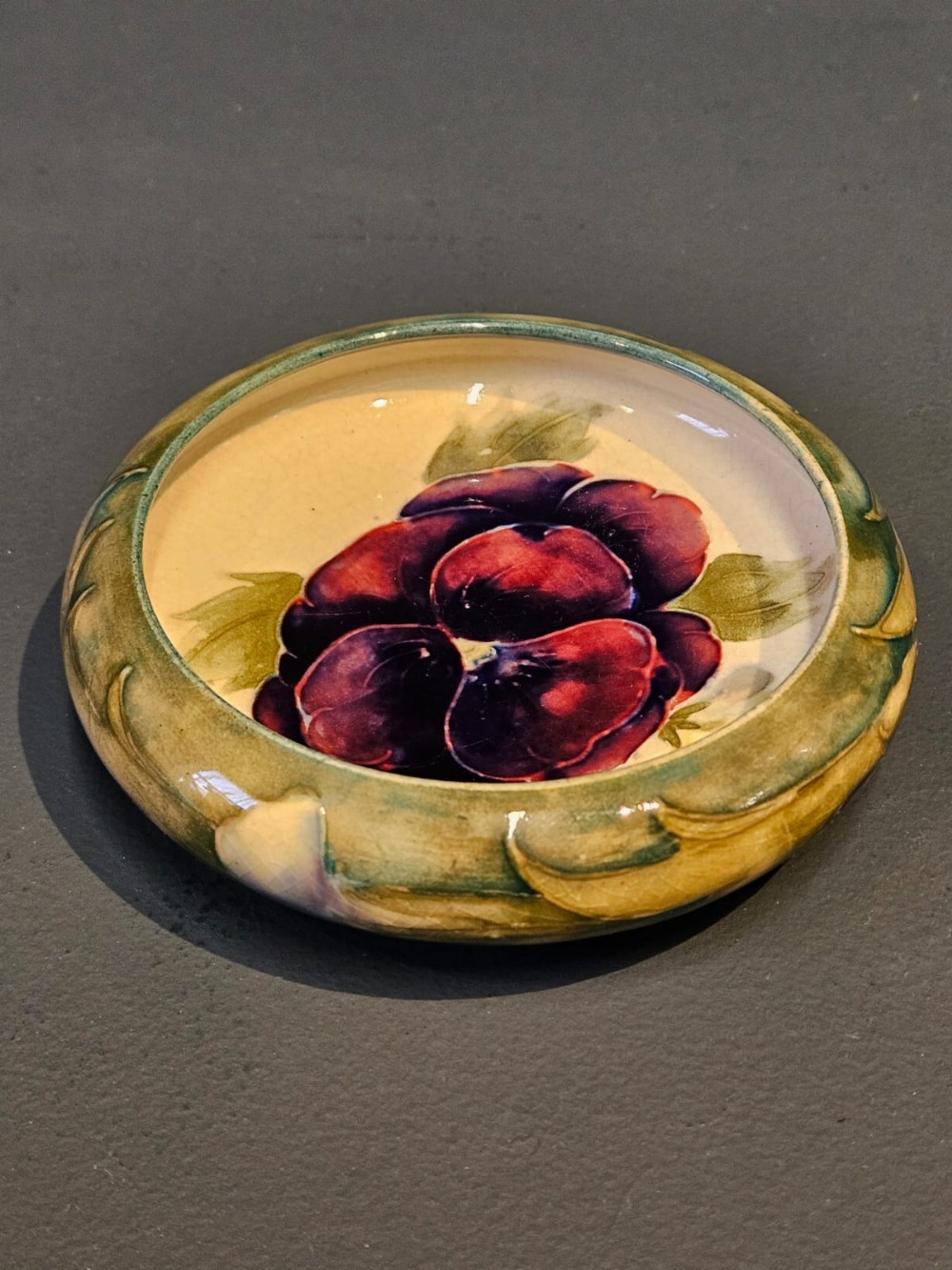 Early Moorcroft Pansy on White Roll Neck Dish