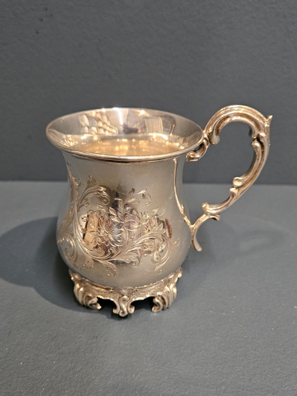 Fine Quality Victorian Silver 5.1 Troy Oz Mug
