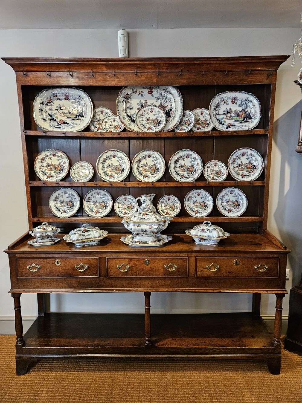 Superb George III Oak Country House Dresser and Rack