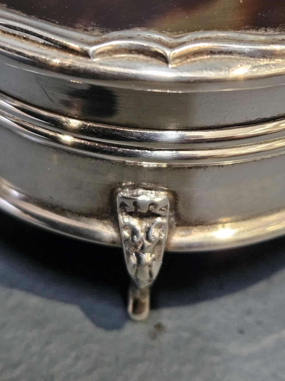 Silver and Tortoise Shell Ring Box View VI
