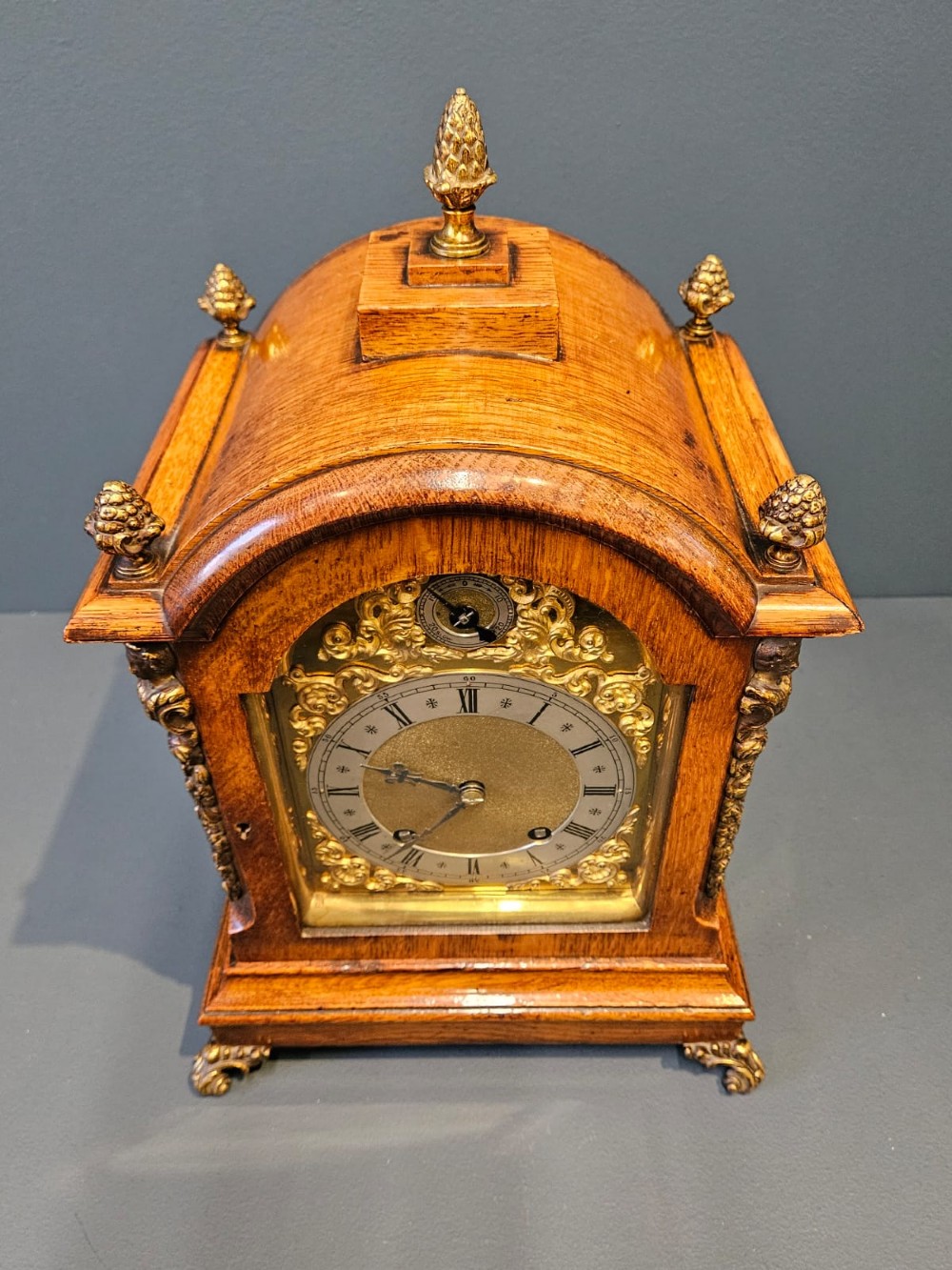 Victorian Oak Quarter Striking Bracket Clock View III