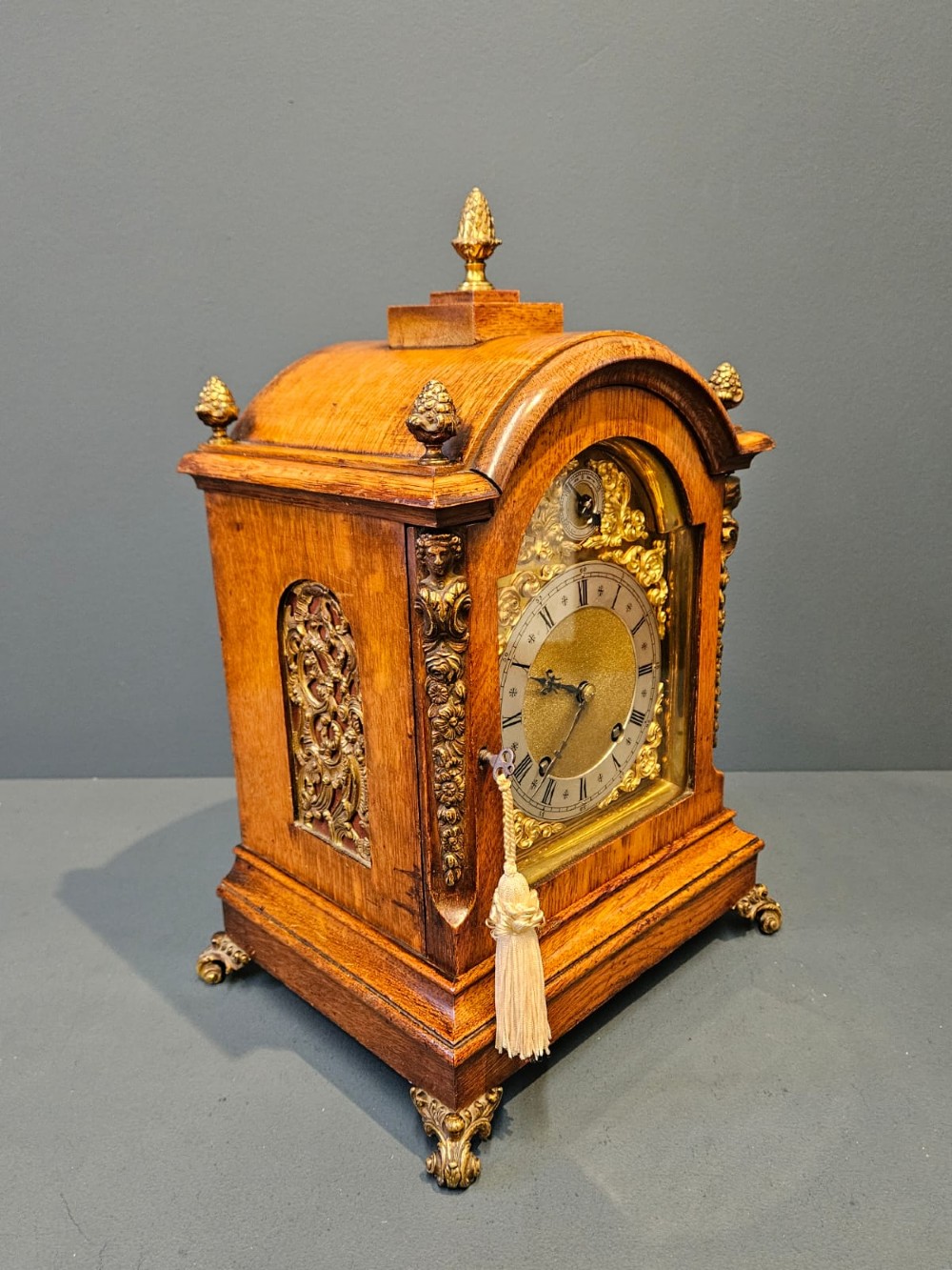 Victorian Oak Quarter Striking Bracket Clock View VI