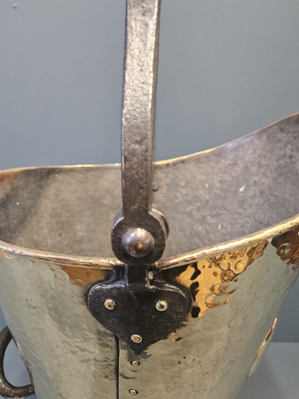 Superb Large Arts and Crafts Brass Coal Scuttle View III