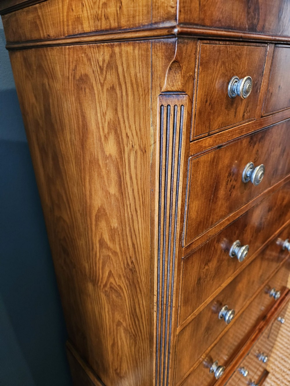 Fine Quality Edwardian Small Proportion Yew Wood Chest on Chest View V