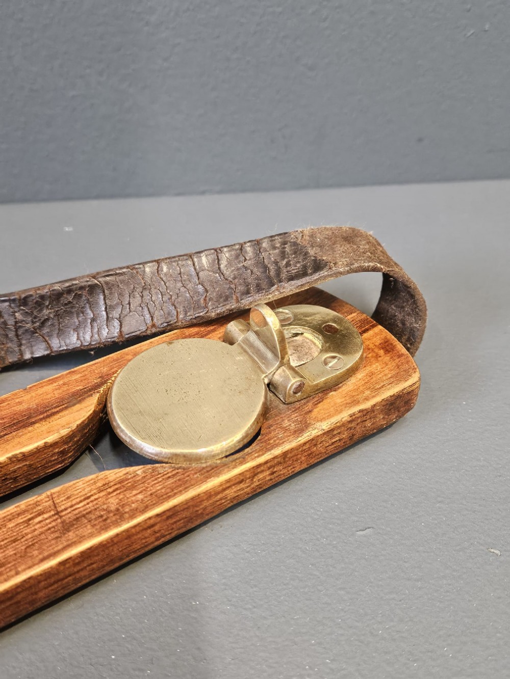 Victorian Ash Game Bird Carrier View IV