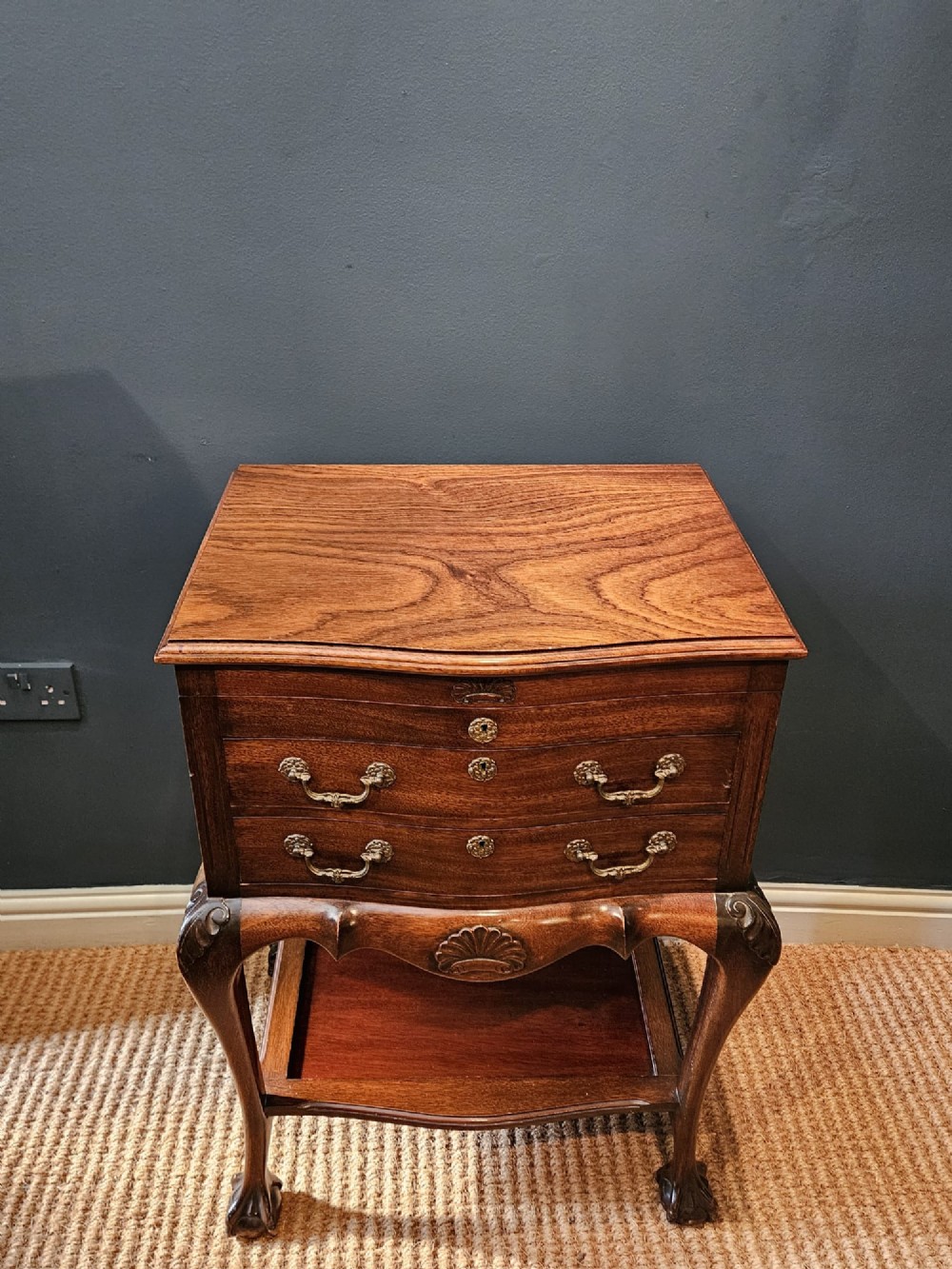 Edwardian Canteen of Cutlery in Side Table View III