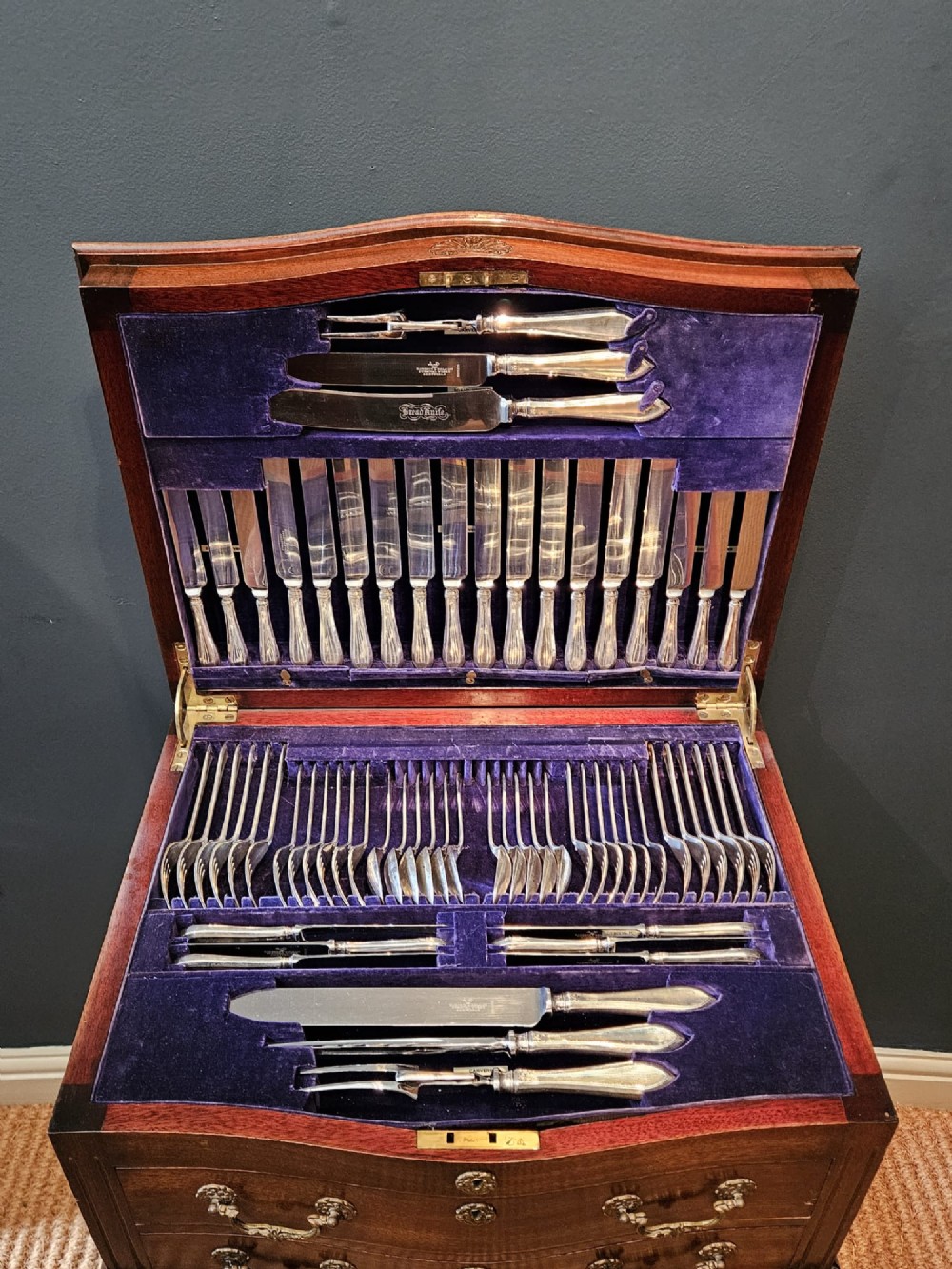 Edwardian Canteen of Cutlery in Side Table View VI