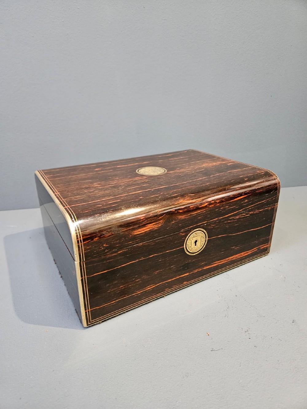 Superb Mid Victorian Jewellery Box with Original Fitted Interior View II
