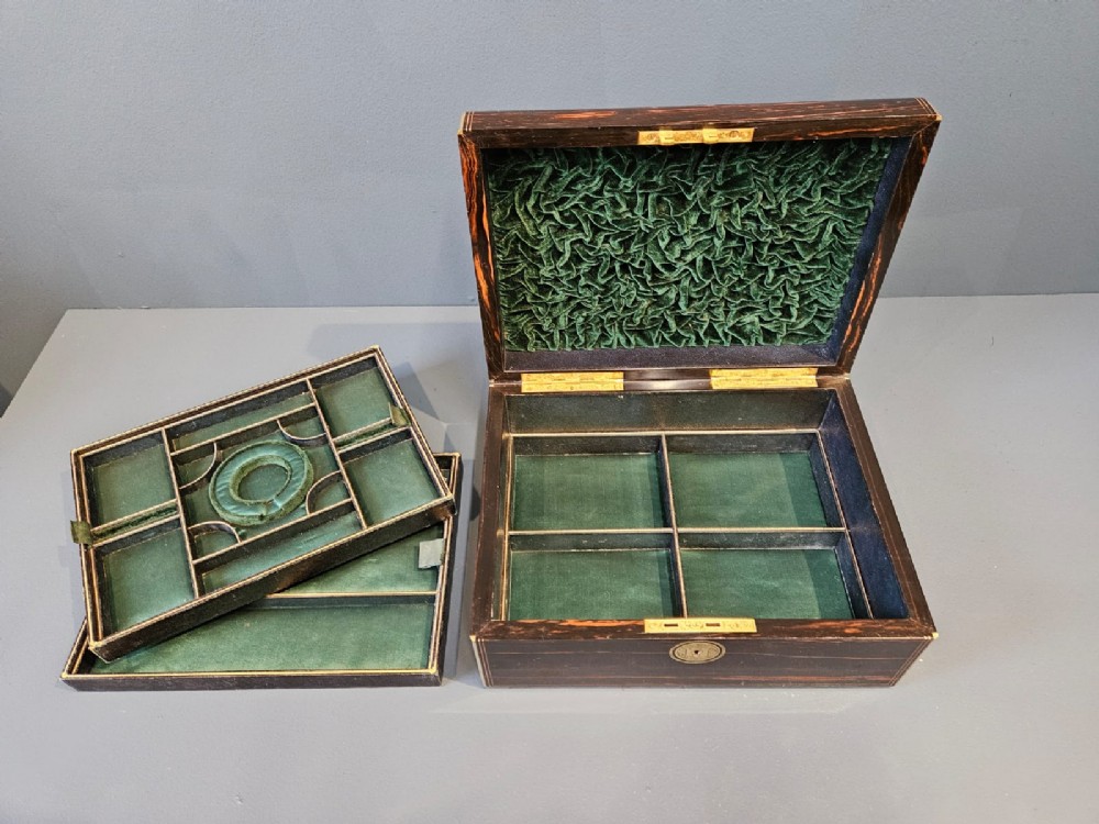 Superb Mid Victorian Jewellery Box with Original Fitted Interior View VI