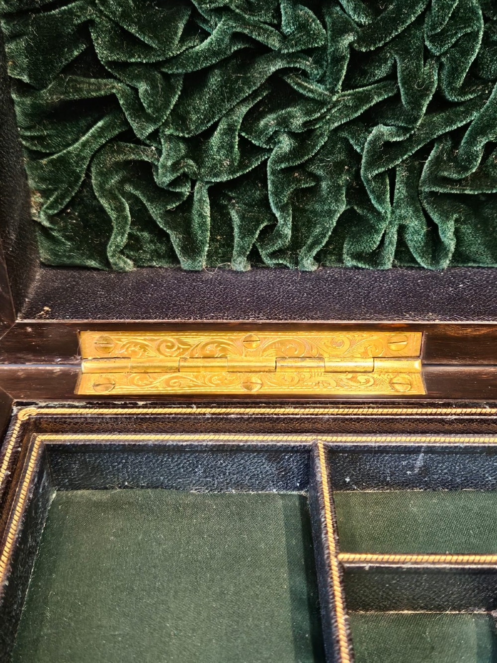 Superb Mid Victorian Jewellery Box with Original Fitted Interior View VIII