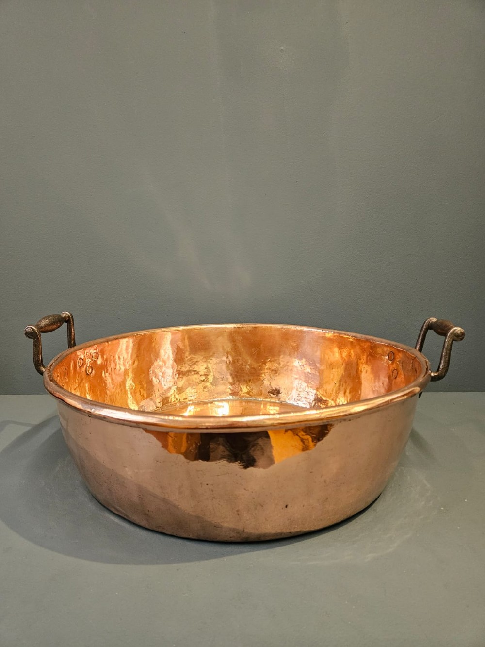 Early Victorian Large Copper Cream Pan