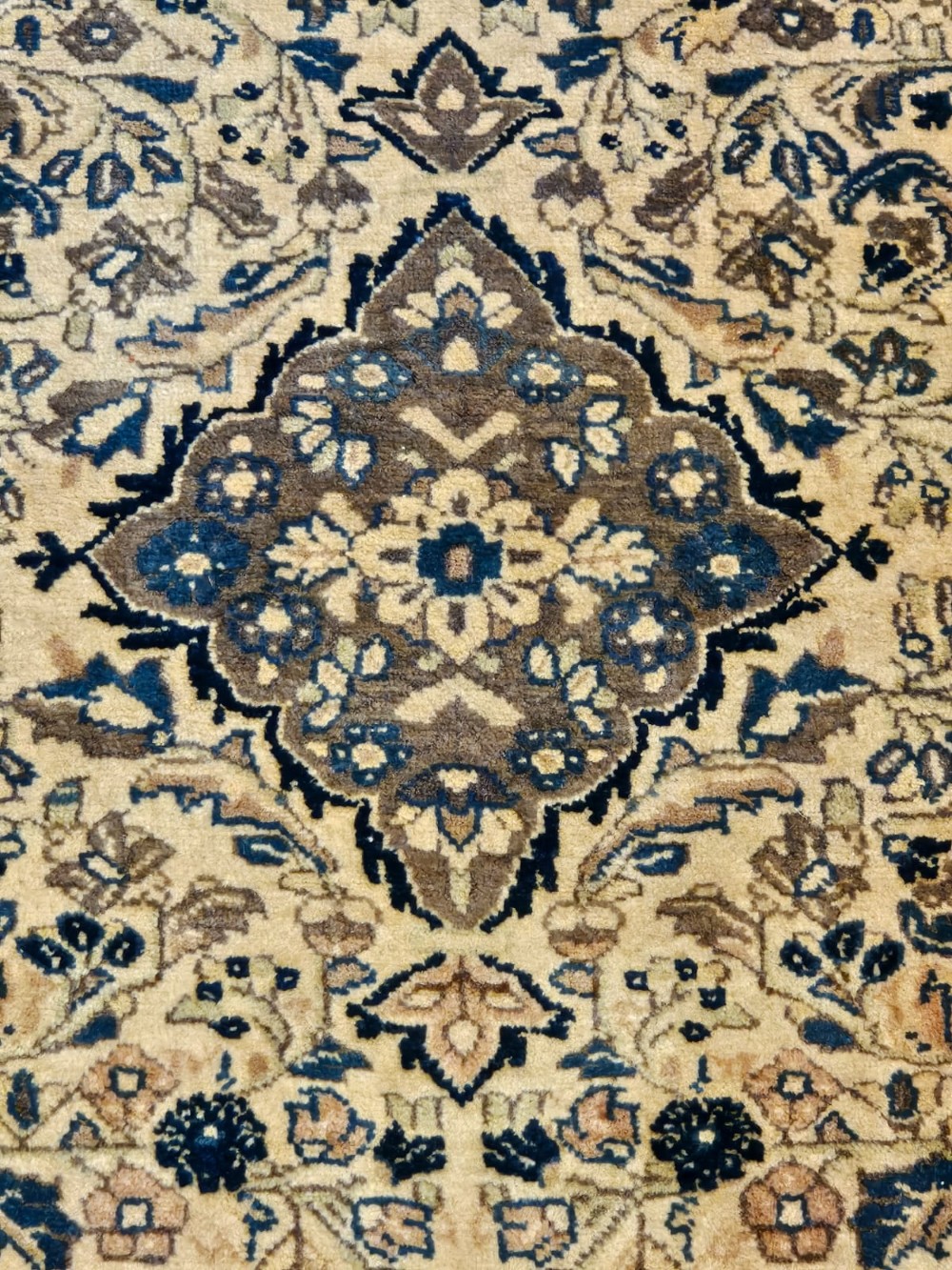 Kashan Pure Wool Rug View V