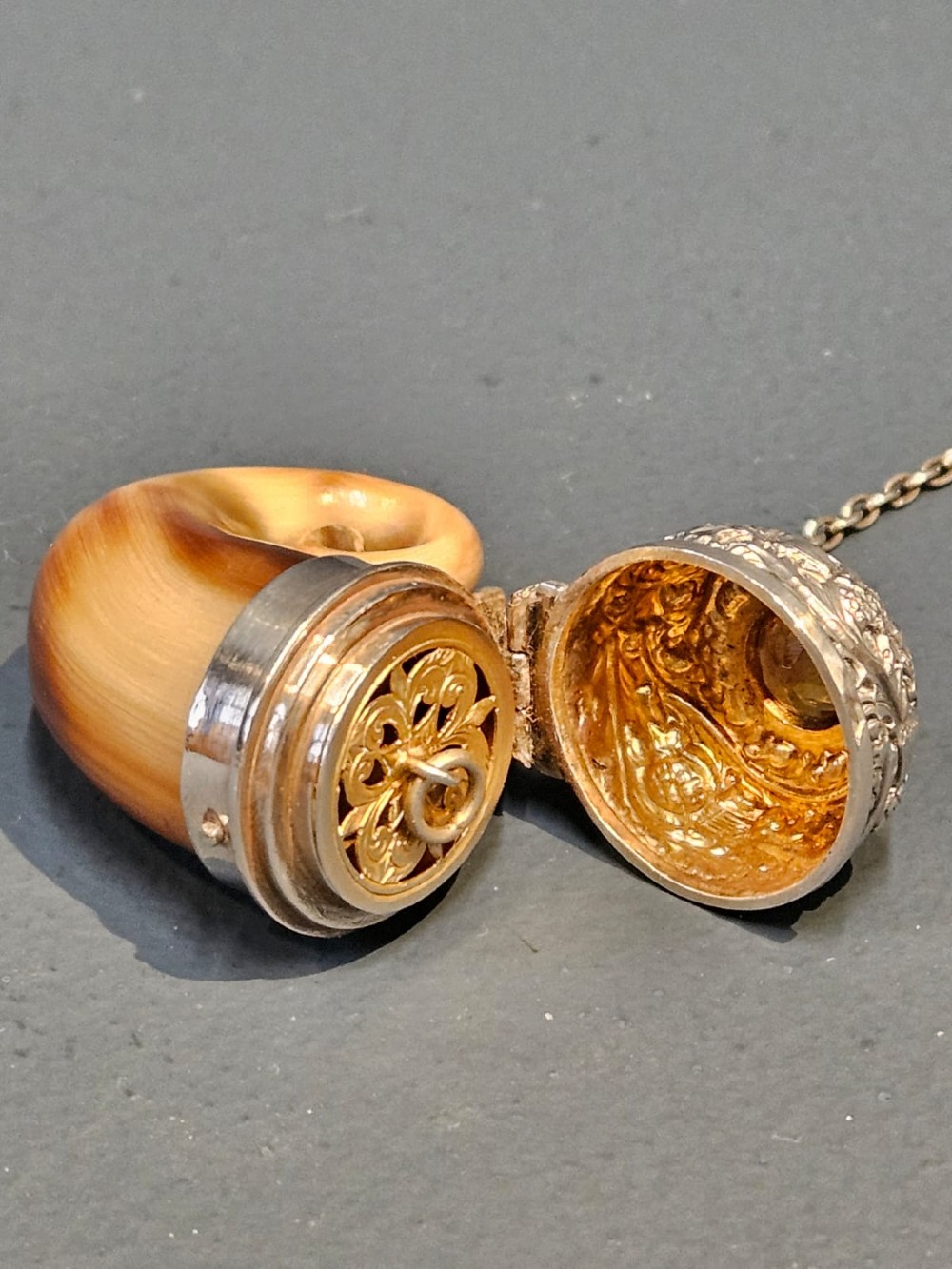 Superb Victorian Silver and Horn Vinaigrette Inset with Topaz View V