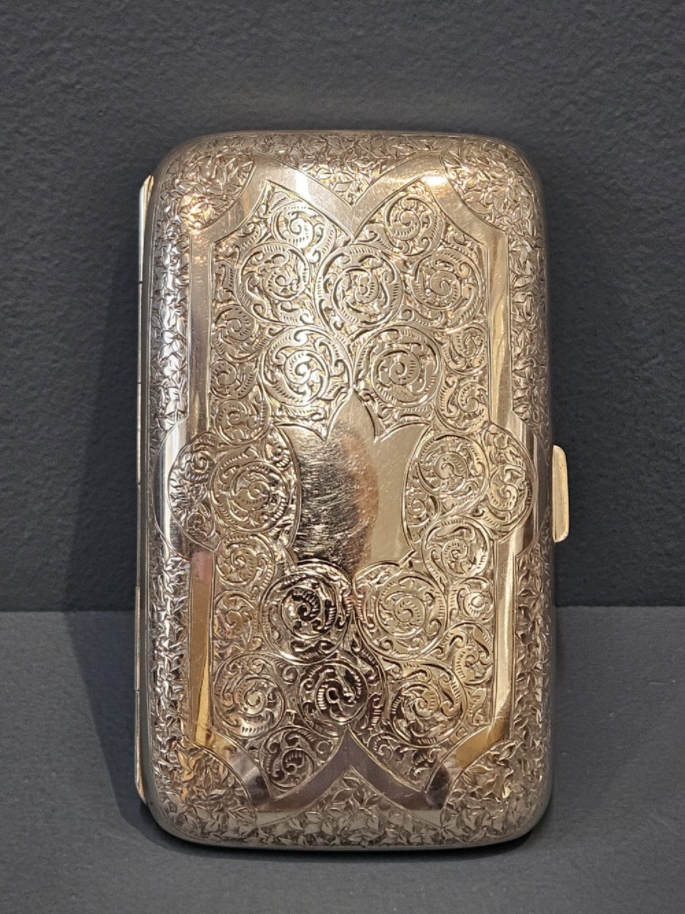 Heavy Quality Victorian Engraved Silver Cigar Case View III
