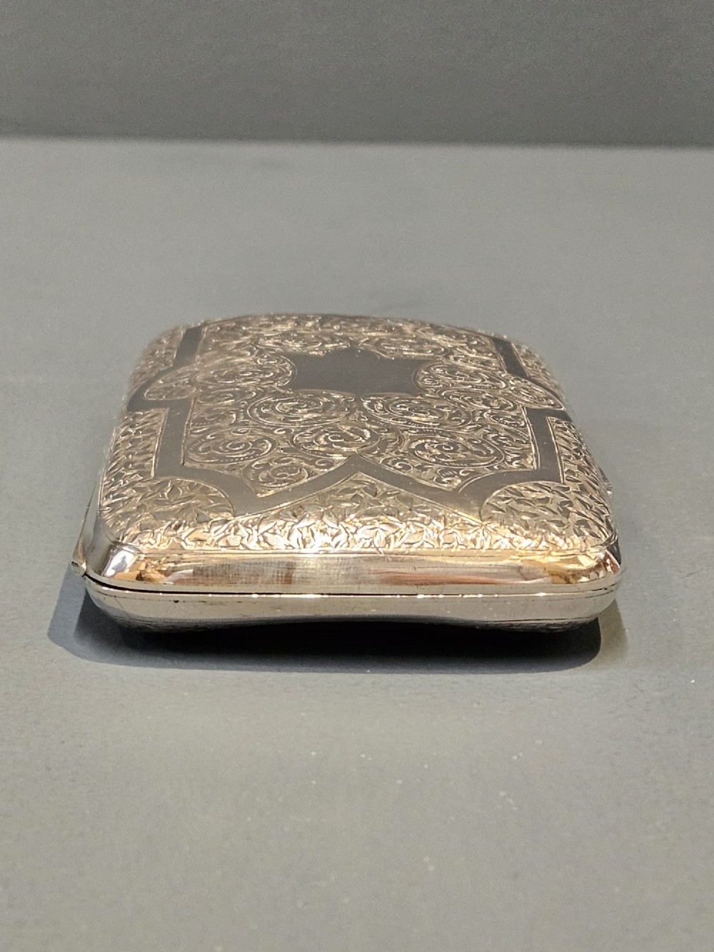Heavy Quality Victorian Engraved Silver Cigar Case View VI