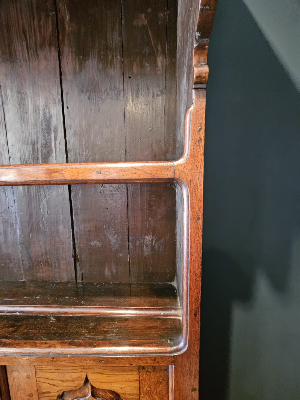 Superb George II Oak Welsh Dresser and Rack View II