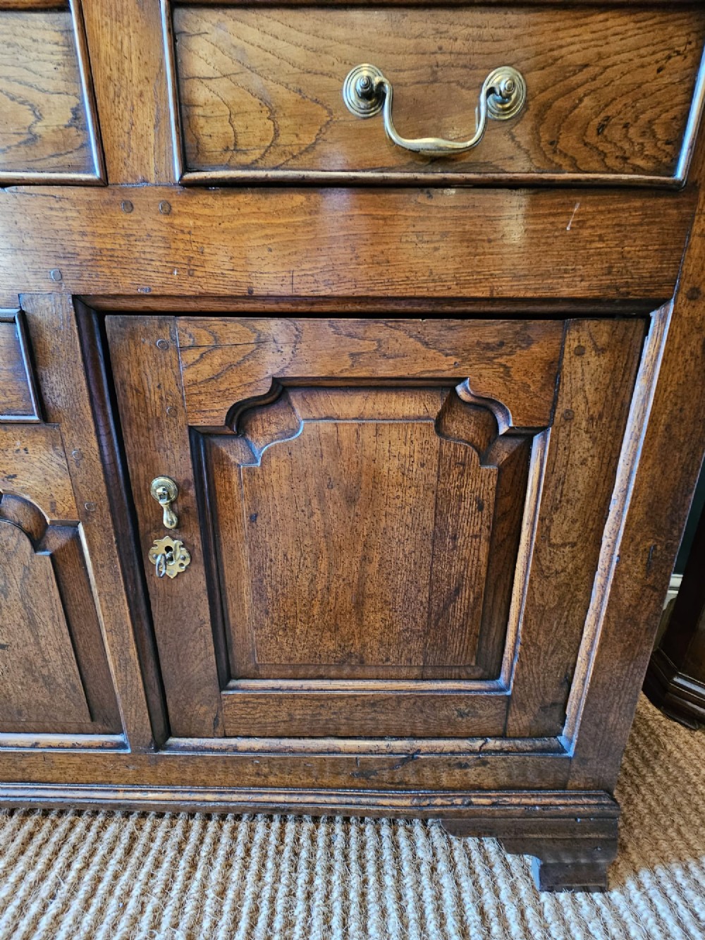 Superb George II Oak Welsh Dresser and Rack View III