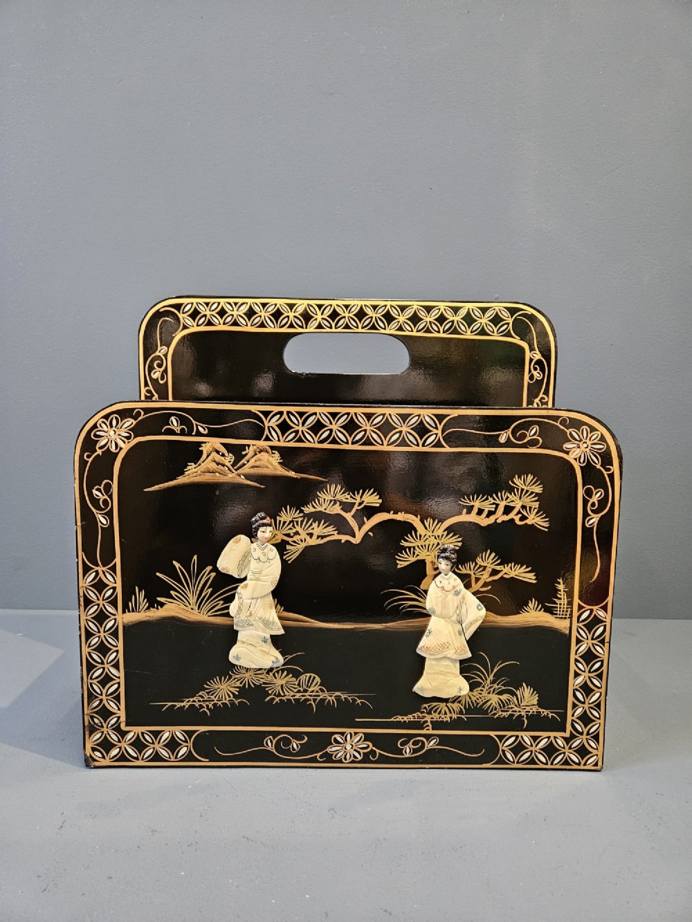1920's Chinoiserie Magazine Rack View V
