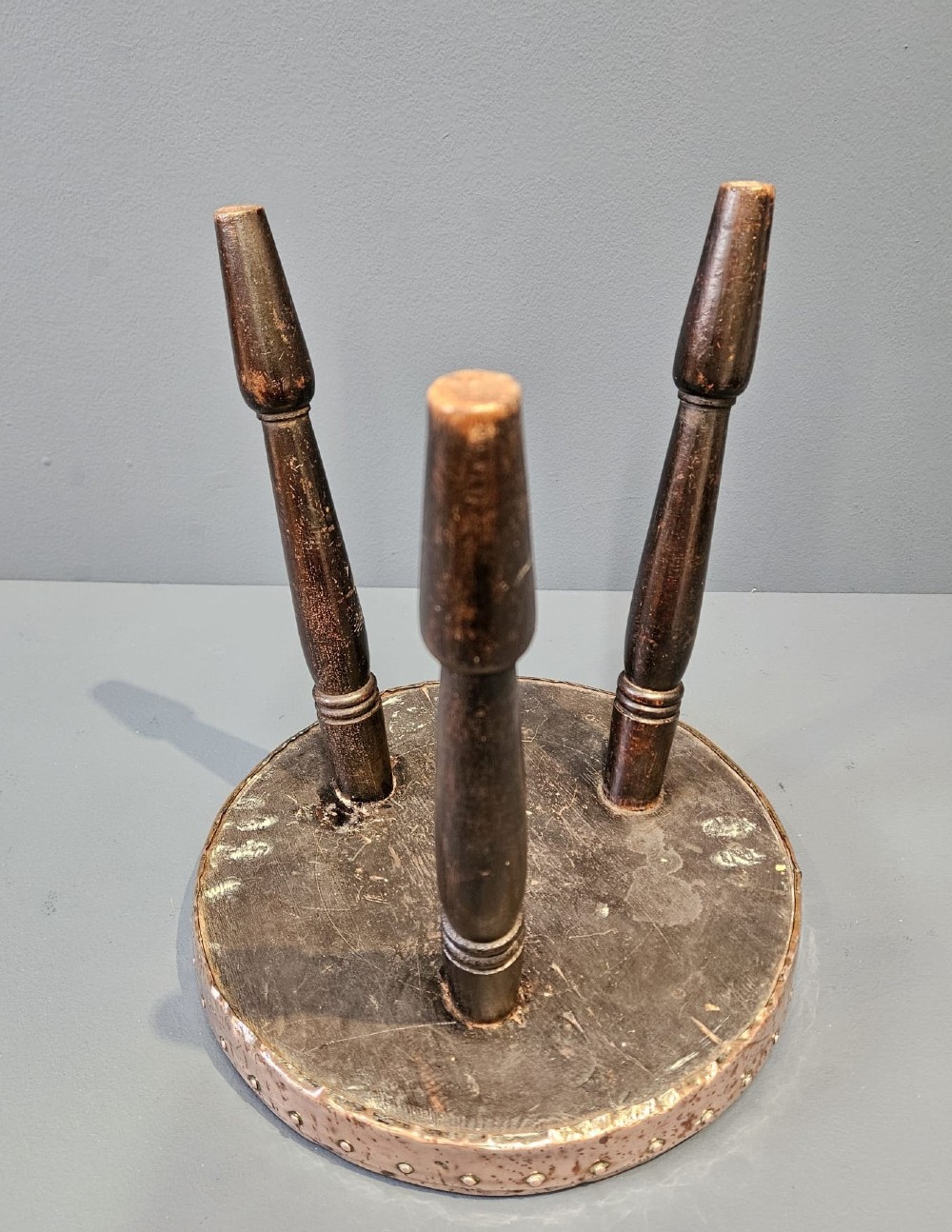 Edwardian Arts and Crafts 'Sit ye on' Glasgow School Stool View V