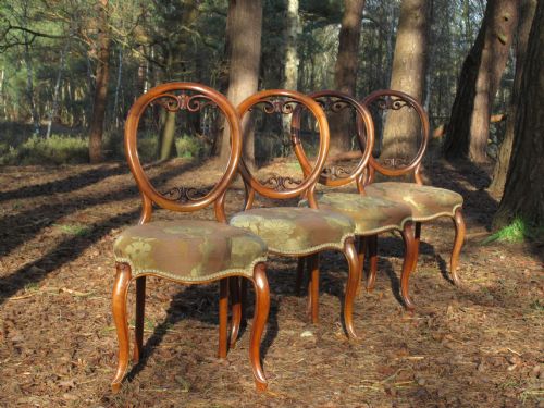 set of 4 victorian walnut dining chairs - CATEGORY: ANTIQUE CHAIRS - DATED 1860