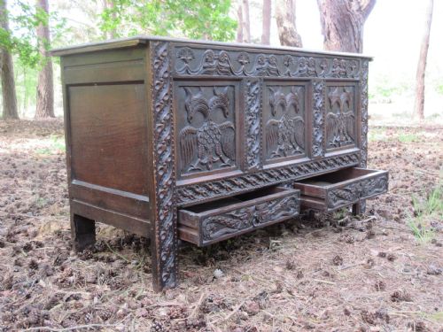EXCEPTIONAL EARLY 17TH CENTURY OAK MULE CHEST SALISBURY CIRCA 1620 1630 - ADDITIONAL PHOTO 3