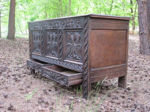 EXCEPTIONAL EARLY 17TH CENTURY OAK MULE CHEST SALISBURY CIRCA 1620 1630 - ADDITIONAL PHOTO 4