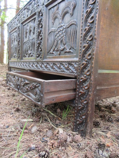 EXCEPTIONAL EARLY 17TH CENTURY OAK MULE CHEST SALISBURY CIRCA 1620 1630 - ADDITIONAL PHOTO 7