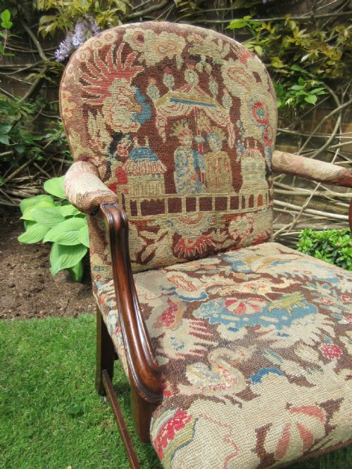 GEORGE III MAHOGANY LIBRARY CHAIR CIRCA 1790 - ADDITIONAL PHOTO 2