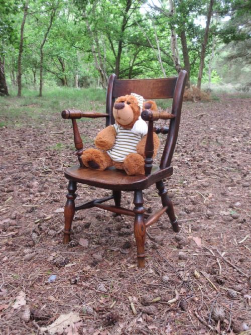CHARMING ELM CHILDS WINDSOR CHAIR CIRCA 1850 - ADDITIONAL PHOTO 2