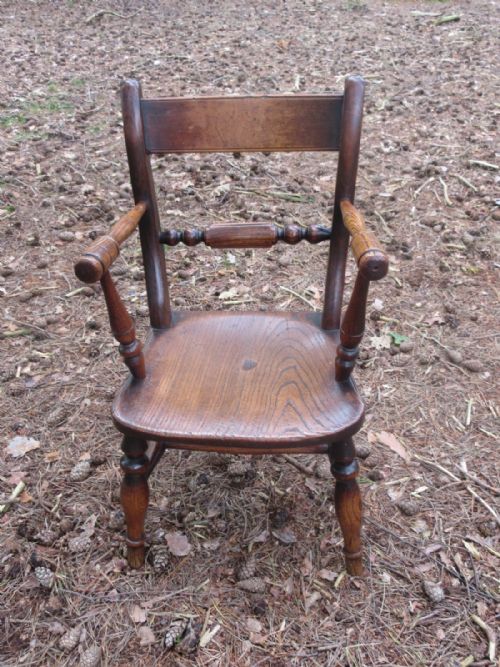 CHARMING ELM CHILDS WINDSOR CHAIR CIRCA 1850 - ADDITIONAL PHOTO 4
