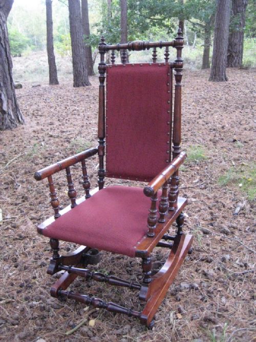 VICTORIAN AMERICAN ROCKING CHAIR CIRCA 1890 - ADDITIONAL PHOTO 1