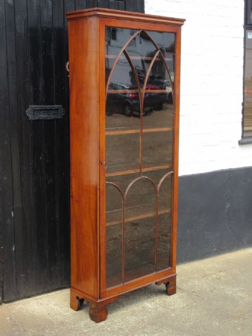 GEROGE III MAHOGANY BOOKCASE CIRCA 1790 - ADDITIONAL PHOTO 1