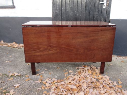 GEORGIAN CUBAN MAHOGANY DROP LEAF DINING TABLE CIRCA 1775 - ADDITIONAL PHOTO 1