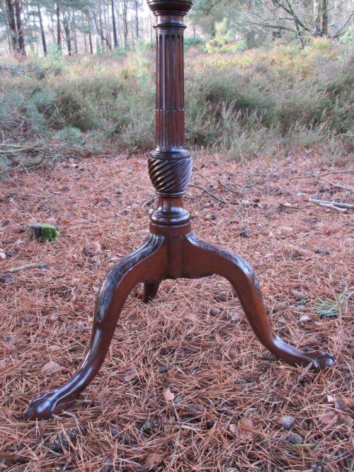 ATTRACTIVE 19TH CENTURY MAHOGANY SUPPER LAMP OCCASIONAL OR TRIPOD TABLE CIRCA 1850 - ADDITIONAL PHOTO 2