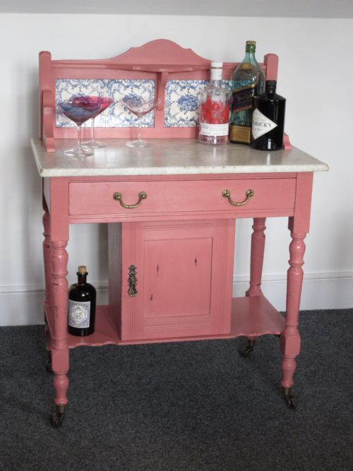 LATE VICTORIAN MARBLE TOPPED WASHSTAND CIRCA 1890 - ADDITIONAL PHOTO 1
