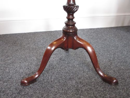 EARLY 19TH CENTURY MAHOGANY WINE OR LAMP TABLE CIRCA 1800 - ADDITIONAL PHOTO 2