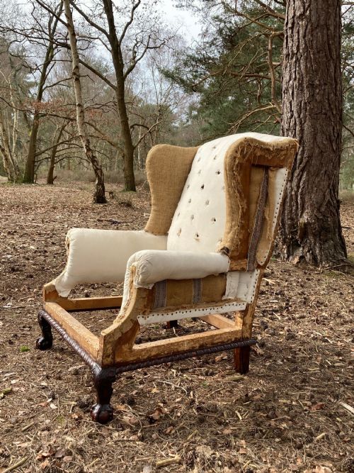 MAHOGANY WING ARMCHAIR CIRCA 1880 - ADDITIONAL PHOTO 5