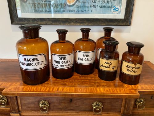collection of 6 brown glass apothecarychemist jars late 19th century - CATEGORY: ANTIQUE GLASS - DATED 19TH CENTURY