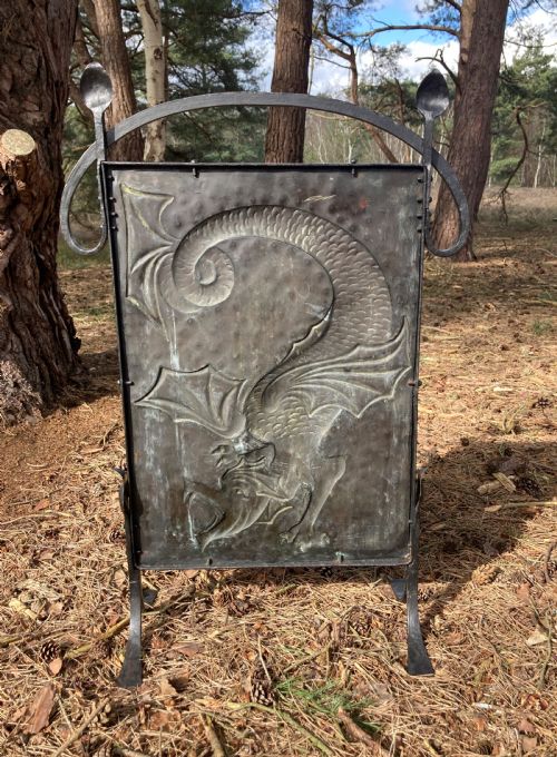 VICTORIAN ARTS AND CRAFTS FIRESCREEN IN THE MANNER OF C F A VOYSEY CIRCA 1890 - ADDITIONAL PHOTO 5