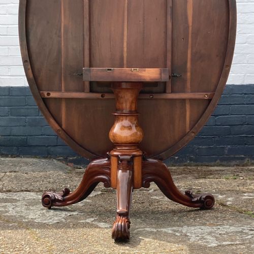 GOOD EARLY VICTORIAN OVAL MAHOGANY BREAKFAST TABLE CIRCA 1850 - ADDITIONAL PHOTO 2