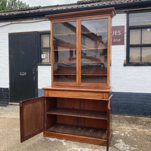 MID VICTORIAN MAHOGANY GLAZED BOOKCASE CIRCA 1860 - ADDITIONAL PHOTO 1
