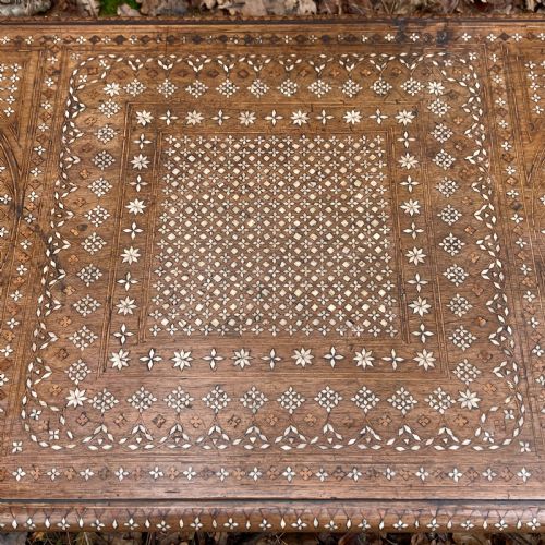 BEAUTIFUL SYRIAN MOORISH BONE INLAID BENCH CIRCA 1880 - ADDITIONAL PHOTO 4