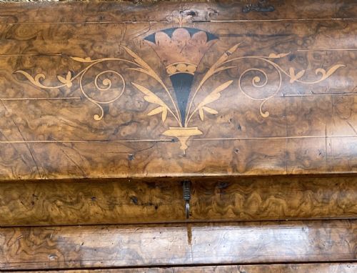 VICTORIAN BURR WALNUT MARQUETRY INLAID DAVENPORT CIRCA 1870 - ADDITIONAL PHOTO 5