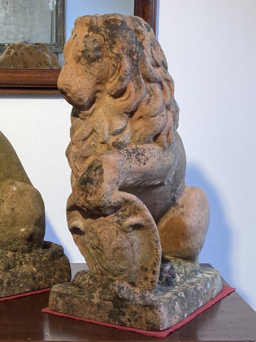 PAIR OF FINE ENGLISH TERRACOTTA HERALDIC LIONS CIRCA 1940 - ADDITIONAL PHOTO 9
