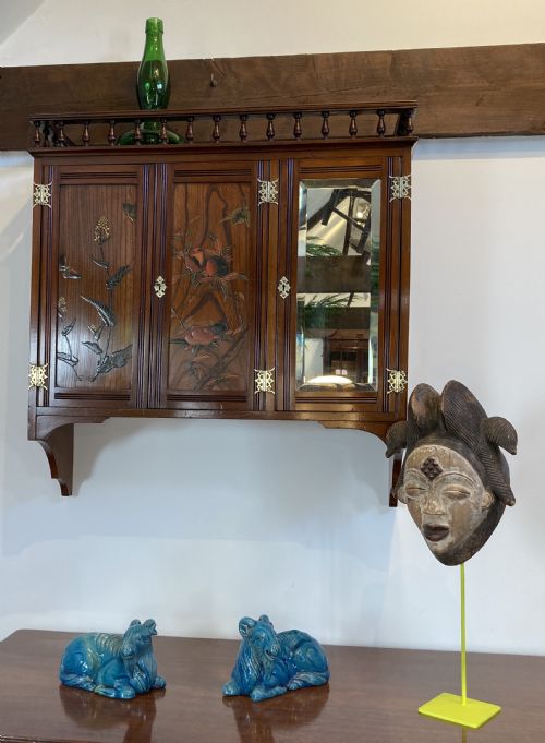 AESTHETIC MOVEMENT ANGLOJAPANESE WALNUT HANGING CABINET CIRCA 1880 - ADDITIONAL PHOTO 5