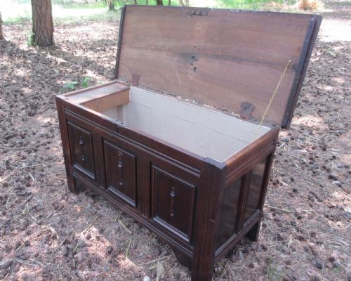 MID 17TH CENTURY CHARLES I OAK COFFER CIRCA 1645 - ADDITIONAL PHOTO 4