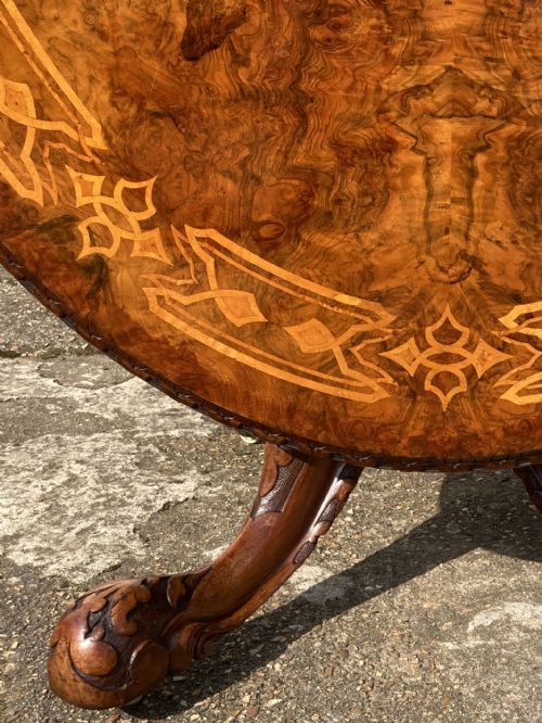 VICTORIAN BURR WALNUT AND MARQUETRY INLAID OVAL BREAKFAST CENTRE TABLE CIRCA 1860 - ADDITIONAL PHOTO 10