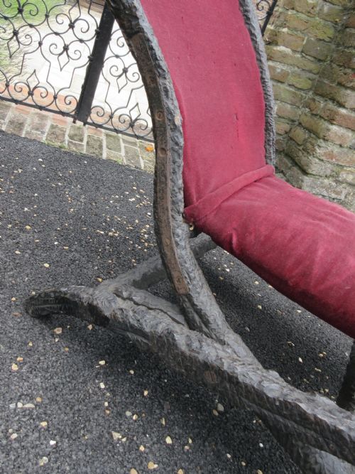 VERY RARE AND UNUSUAL 19TH CENTURY BLACK FOREST CARVED FOLDING CHAIR - ADDITIONAL PHOTO 3