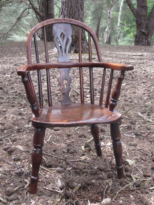 19TH CENTURY YEWWOOD CHILDS WINDSOR CHAIR CIRCA 1810 1840 - ADDITIONAL PHOTO 2
